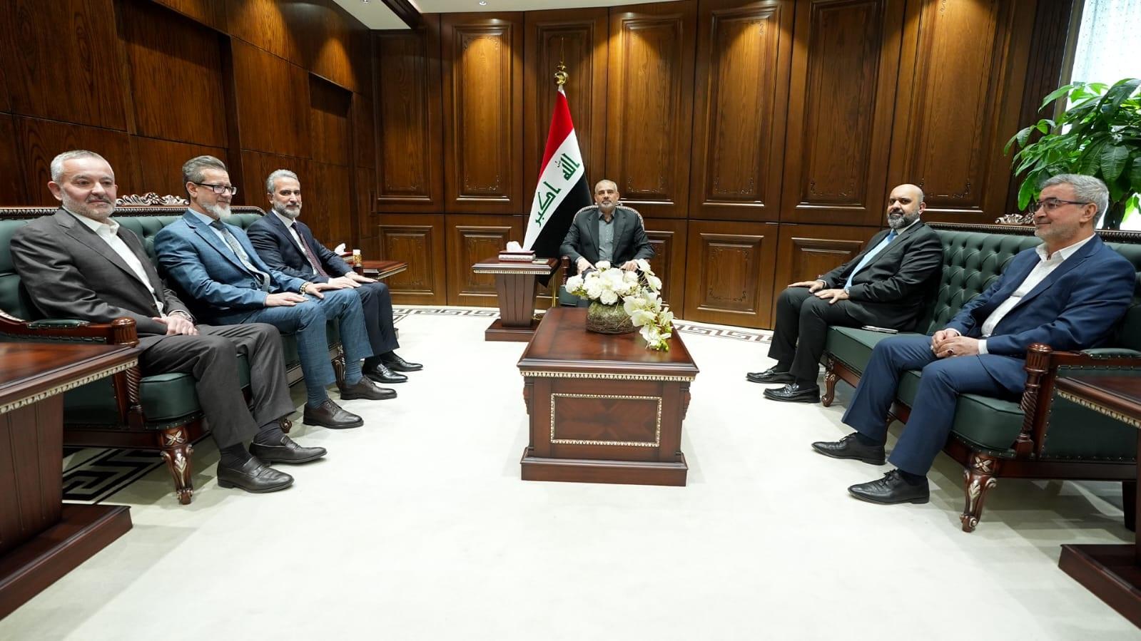 Faihan Discusses Strengthening Media and Communications Legislation